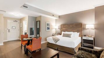 熨斗/熨衣板、上网接入、床单