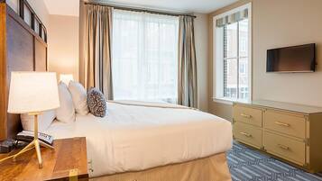 2 多间卧室、熨斗/熨衣板、上网接入、床单