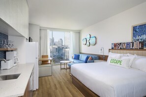 Strygejern/strygebræt, internetforbindelse, sengetøj