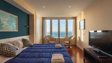 4 chambres, fer et planche à repasser, Wi-Fi gratuit, draps fournis