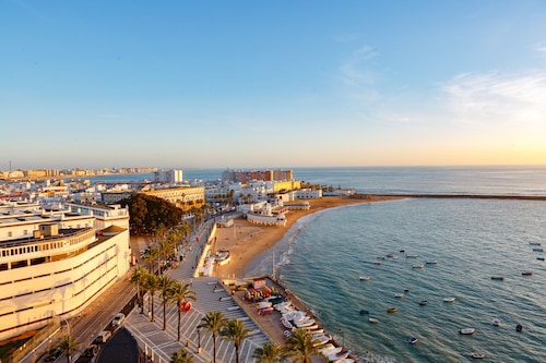 PACIFICO Family Home by Cadiz4Rentals