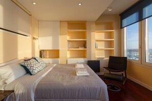 4 dormitorios, tabla de planchar con plancha, wifi gratis y ropa de cama