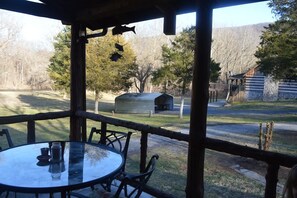 تناول الطعام بالخارج