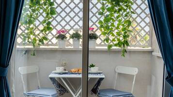 Camera Deluxe (Blue) | Balcone