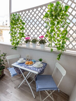 Balcony - Porta Aragonese Luxury Rooms (Palermo)