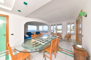 Flatscreentelevisie, Netflix, streamingdiensten en een printer