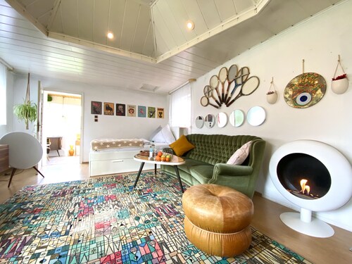 Mini house :-) with parking space