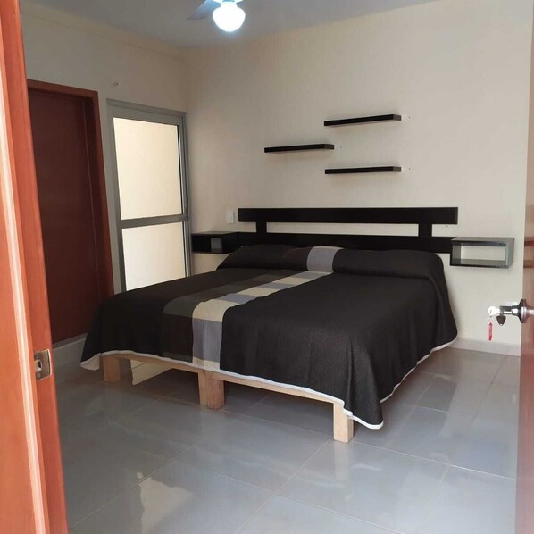 Individually decorated, free WiFi