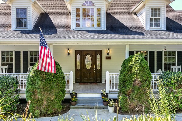 Exterior detail - Beautiful Mountain Retreat with Pool and Hot Tub Near Asheville! High-Speed Internet + Game Room (Weaverville)