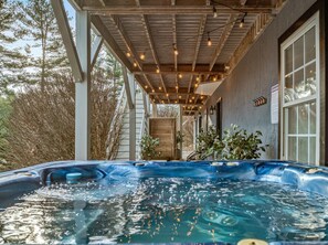 Bain à remous extérieur