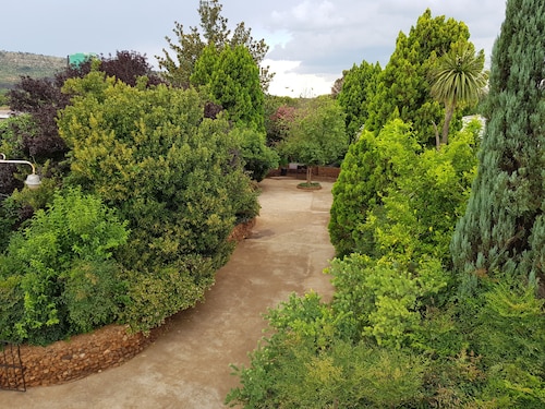 Mountain View Country Estate