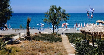 Leonidas Rooms