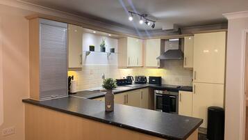 Fridge, microwave, oven, stovetop