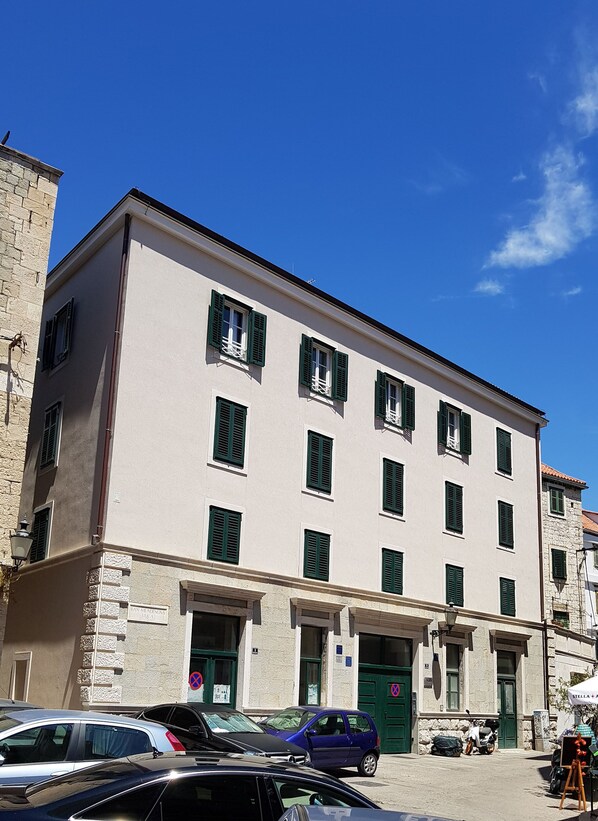 Front of property - Split Riva Promenade Apartments (Split)