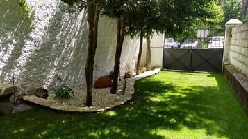 Enceinte de lâhĂ©bergement