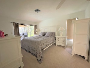 3 bedrooms, WiFi, bed sheets, wheelchair access