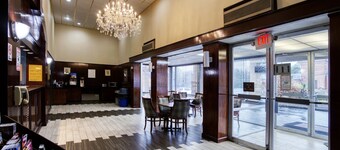 RED CARPET INN