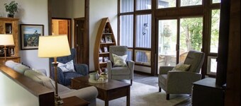 Welcome to the Lakehouse - Year Round Getaway