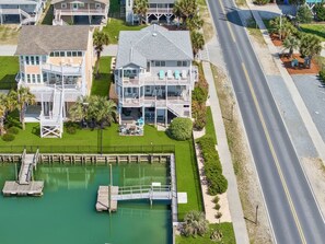 المنشأة من الخارج