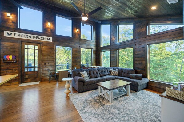 Smart TV, fireplace, video games, DVD player