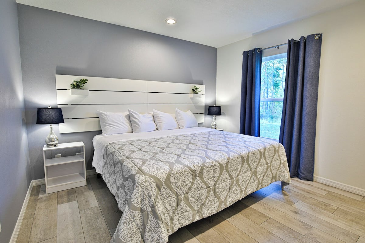 1 Schlafzimmer, Daunenbettdecken, individuell dekoriert