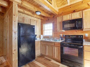 Ferienhütte, 2 Schlafzimmer | Eigene Küche | Mikrowelle, Wasserkocher mit Kaffee-/Teezubehör