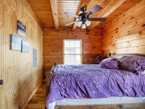 Cabaña, 2 habitaciones | Tabla de planchar con plancha y wifi gratis