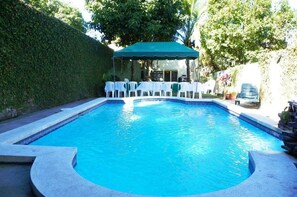 Kolam renang outdoor
