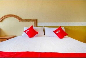 Quarto casal superior | Wi-Fi de cortesia, roupa de cama