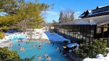 Indoor pool, outdoor pool