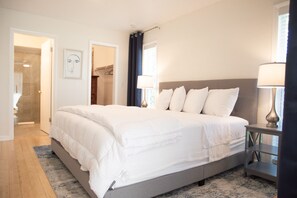 3 habitaciones, ropa de cama hipoalergénica y cortinas blackout