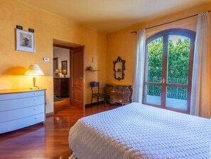 3 chambres, lit parapluie, Wi-Fi gratuit, draps fournis
