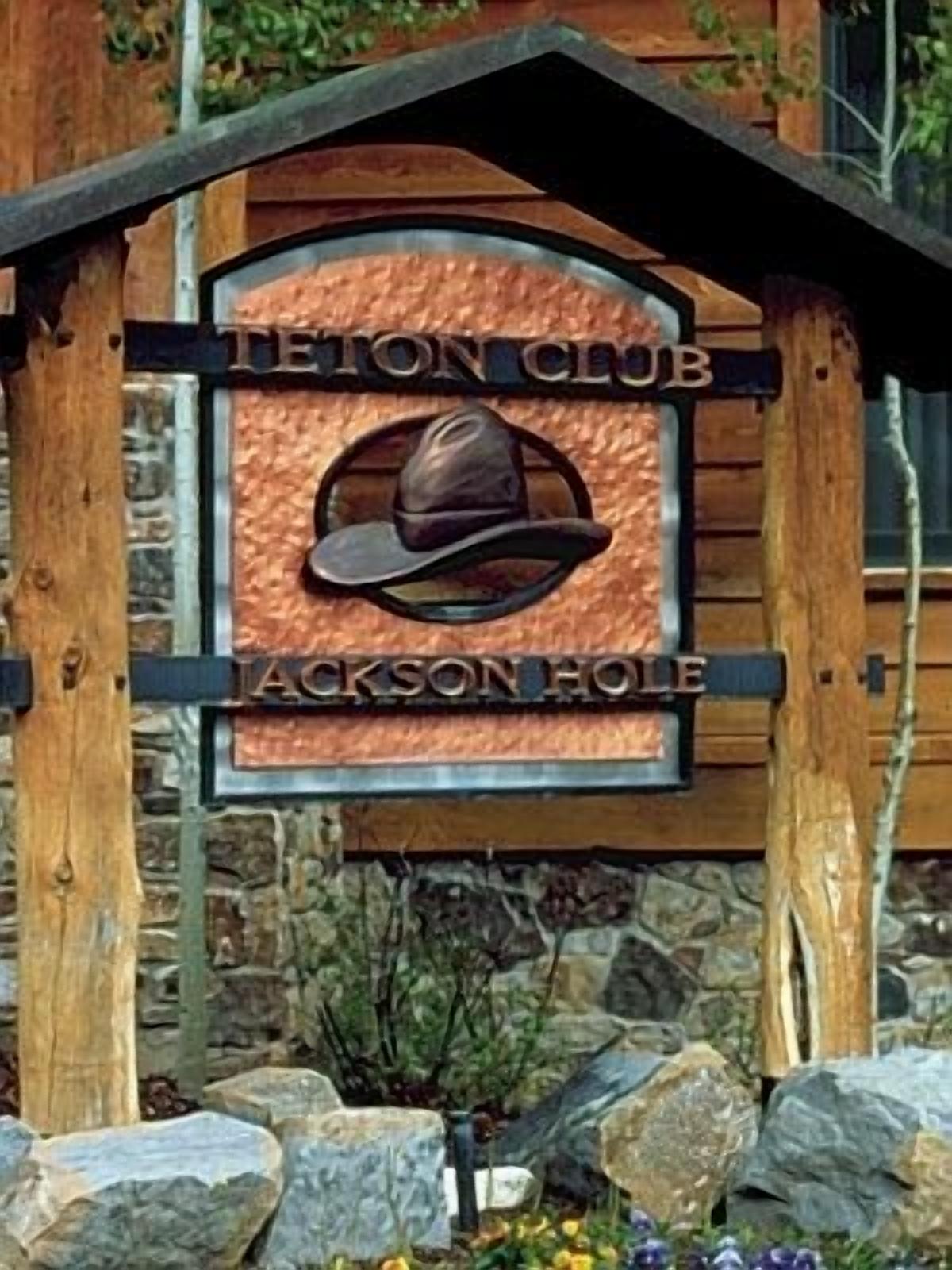 Teton Club-3 BR-  Steps to Tram includes 2 ski lift tickets or Summer tram tix
