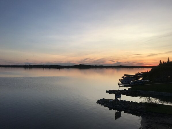 Beach - Lakefront Cabins for Rent, with private marina - Cabin 5 (Loon Lake)