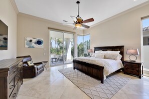 4 bedrooms, in-room safe, iron/ironing board, free WiFi