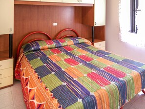 2 Schlafzimmer, Reisekinderbett, WLAN, Bettwäsche