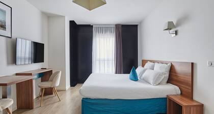 Chambre Confortable et Abordable prĂšs du RER | Wi-Fi Gratuit + TV!