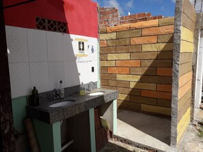 Dusche, Bidet, Toilettenpapier