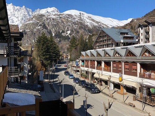 PETITE MAISON: 50 Schritte von der Seilbahn entfernt !!!