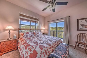 4 bedrooms, desk, laptop workspace, iron/ironing board