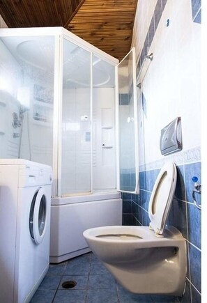 Towels, toilet paper