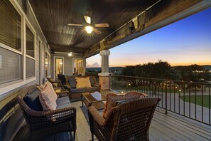 Terrace/patio - Spacious Lake Travis retreat with stunning views and huge gameroom! (Lago Vista)