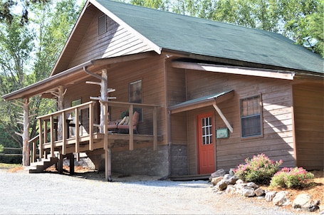Exterior. Beautiful River House that sits on the banks of the White River, with docks.