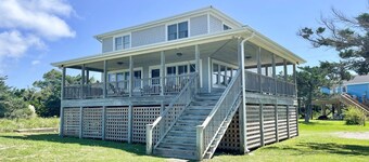 Old Pamlico Inn Site: Large waterfront home with dock, amazing views
