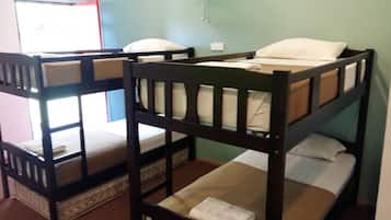 Family Cabin | 1 bilik tidur, seterika/papan seterika, cadar katil