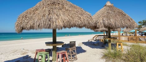 Beach nearby, sun-loungers, beach towels