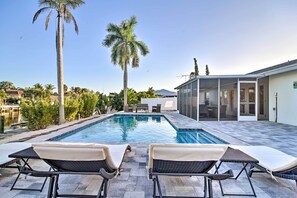 A heated pool - Beach House w/ Pool: 3 Mi to Anna Maria Island! (Bradenton)