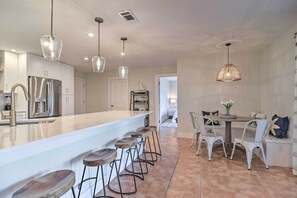 Interior - Beach House w/ Pool: 3 Mi to Anna Maria Island! (Bradenton)