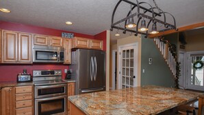 House, Multiple Beds, Fireplace | Private kitchen | Coffee/tea maker, full-sized fridge, microwave, oven - Make S'more Memories (Oakland)