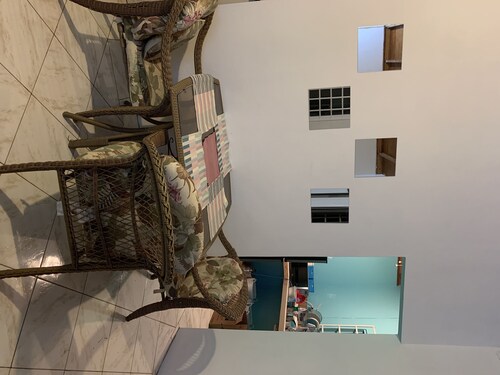 Kaunis Paradise Hill Villa lähellä rantaa